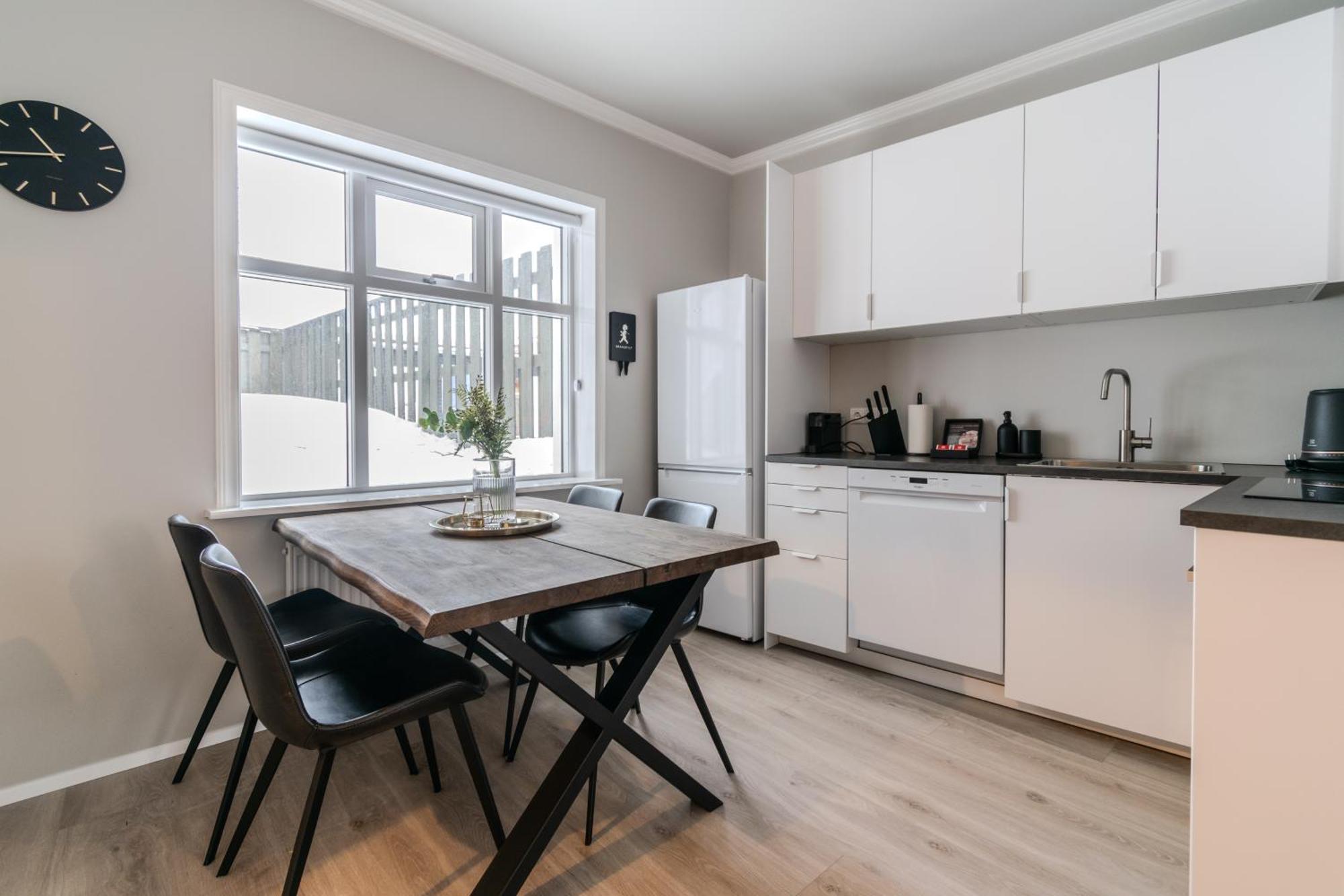 Framnesvegur - Two Bedroom Central Apartment Reykjavik Extérieur photo